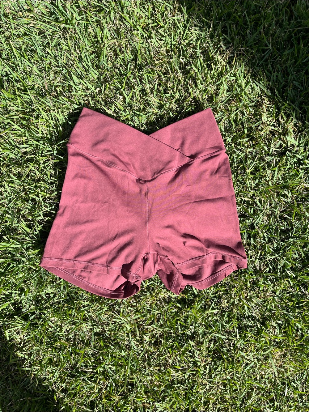 HALARA High-Waist V-Front Active Shorts - Mauve